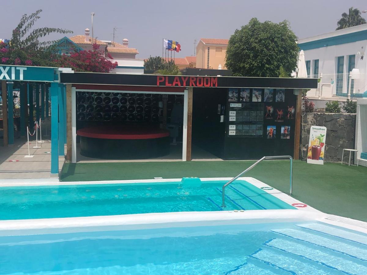  картинки нудист бассейн Отель для свиданий Venus Star Resort - Fkk Nudist Swingers - Only Couples  Маспаломас, Испания – забронировать сейчас, цены 2025 года