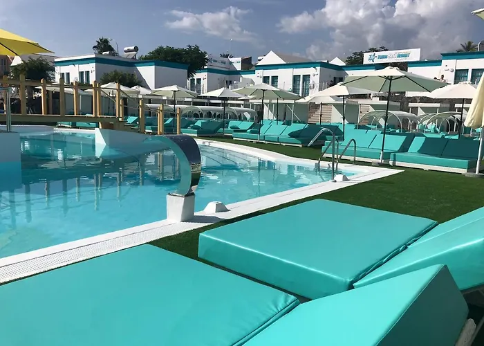 Love hotel Venus Star - Fkk Nudist Swingers - Only Couples *