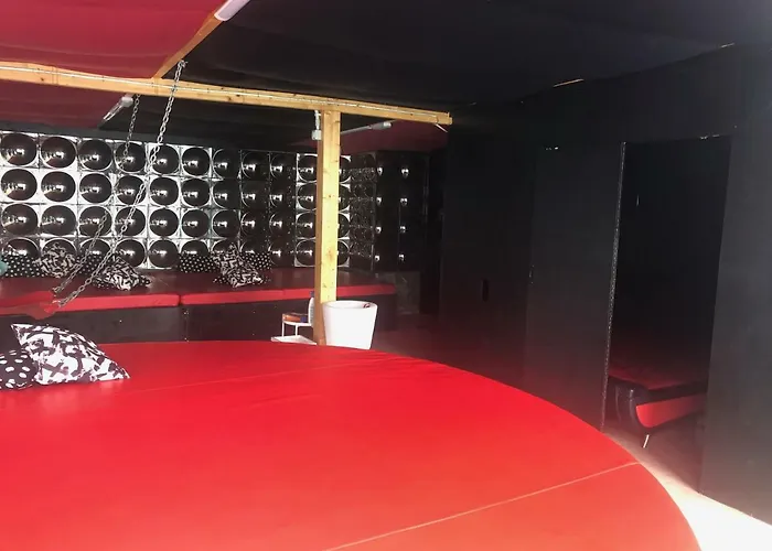 Venus Star - Fkk Nudist Swingers - Only Couples