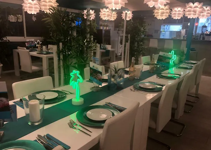 Venus Star - Fkk Nudist Swingers - Only Couples Love hotel *